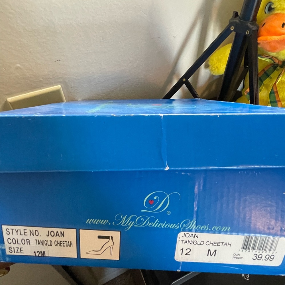 Shoes